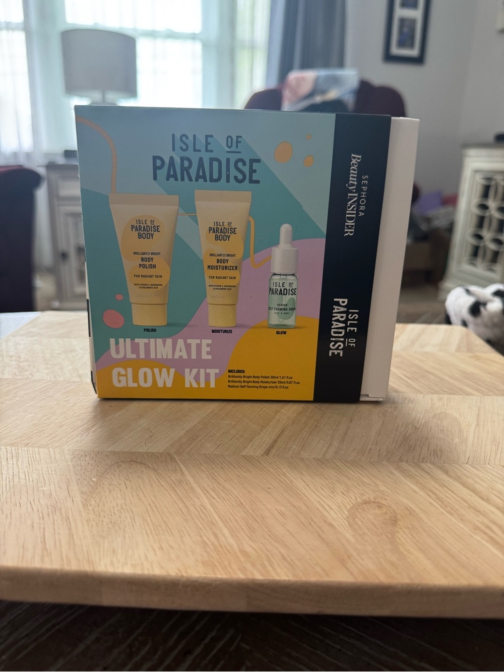 Isle of Paradise Glow Kit in Yellow & Teal Packaging